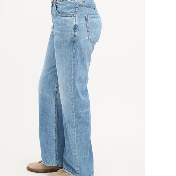 Brunello Cucinelli Medium Wash Contemporary Loose Jeans - Picture 3 of 4